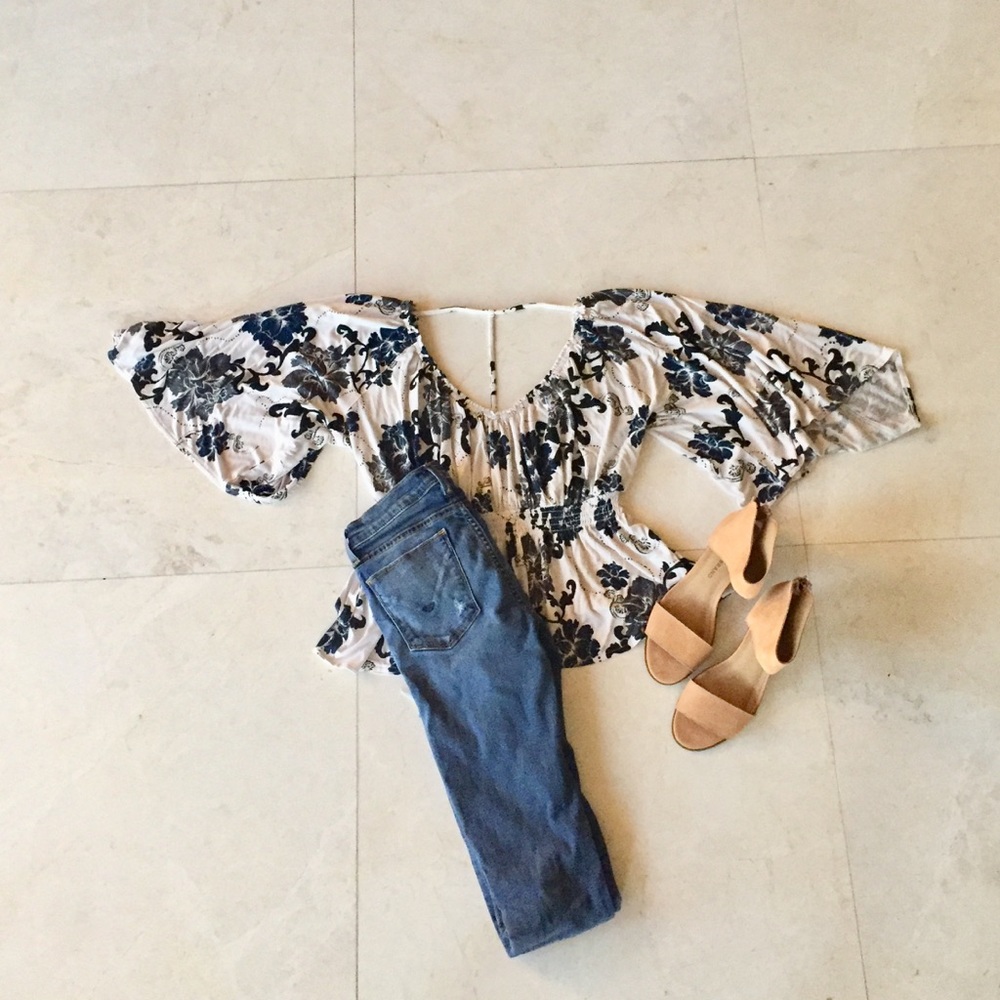 Free People top. Blue/grey/white